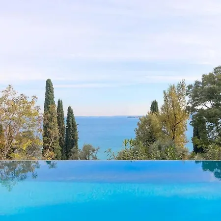 Villa Michelle Amazing View Pool Beach Front-3